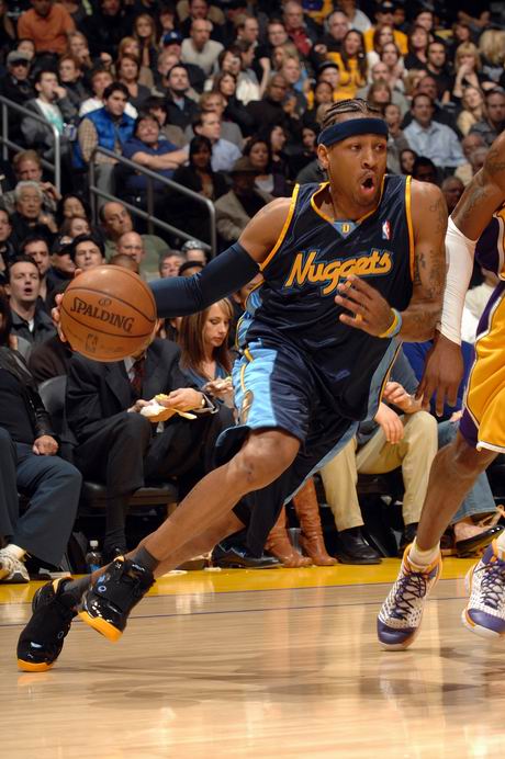 城队的中场 城队的中场