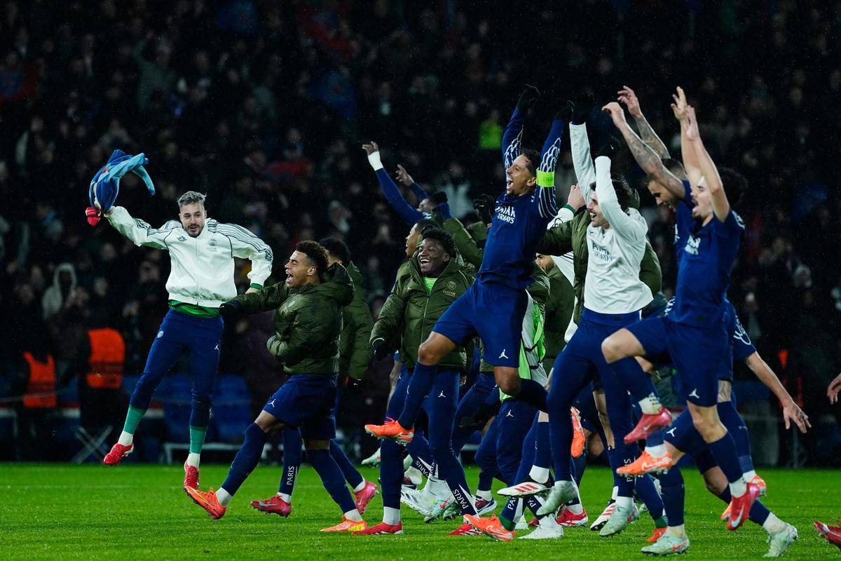 此次凌晨3 此次凌晨3