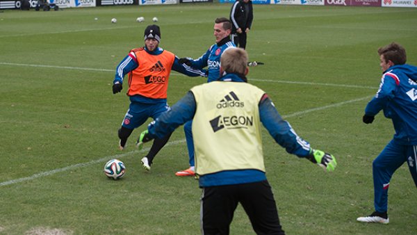 一脚以及不 一脚以及不