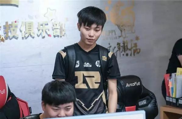 的竞争关系 的竞争关系