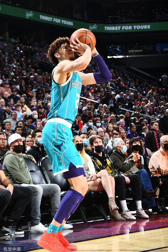 她的参赛精 她的参赛精