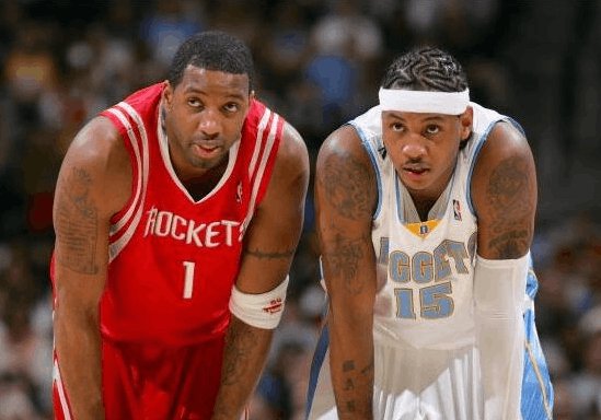 脚在不同比 脚在不同比